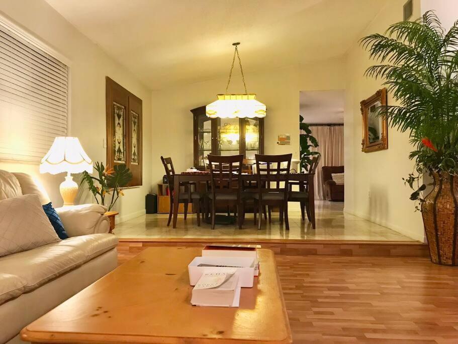 Pool House In Tropical Miami Βίλα Εξωτερικό φωτογραφία
